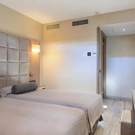 Hotell Suizo 3*