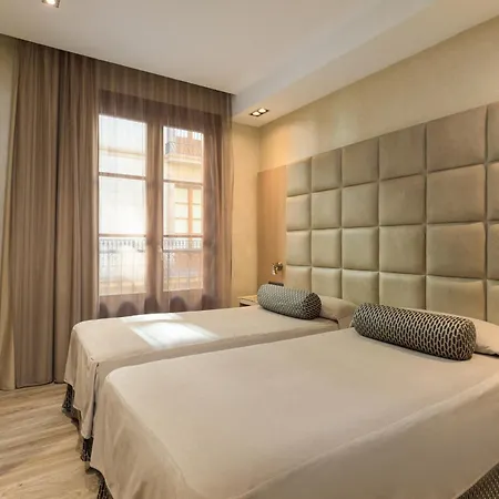 Suizo Hotell 3*