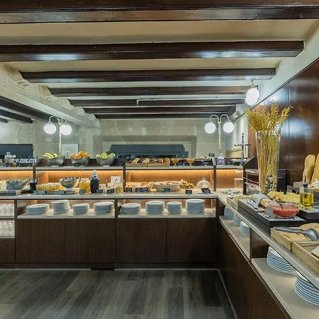 Suizo Hotell 3*